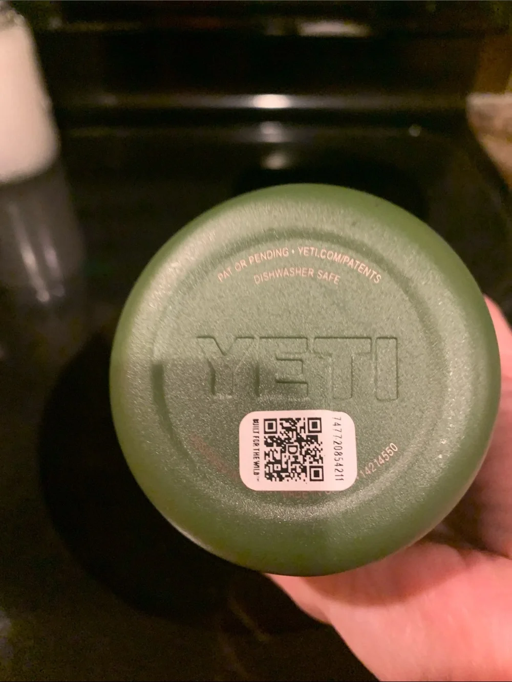 Yeti Slim can cooler